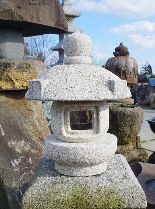 Misaki Gata Ishidoro, Stone Lantern - YO01020019