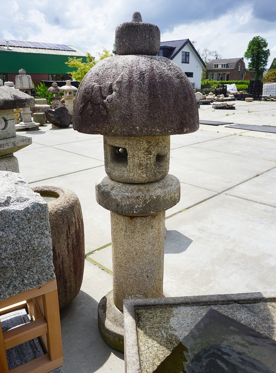 Momoyama Gata Ishidoro, Japanese Stone Lantern - YO01010396