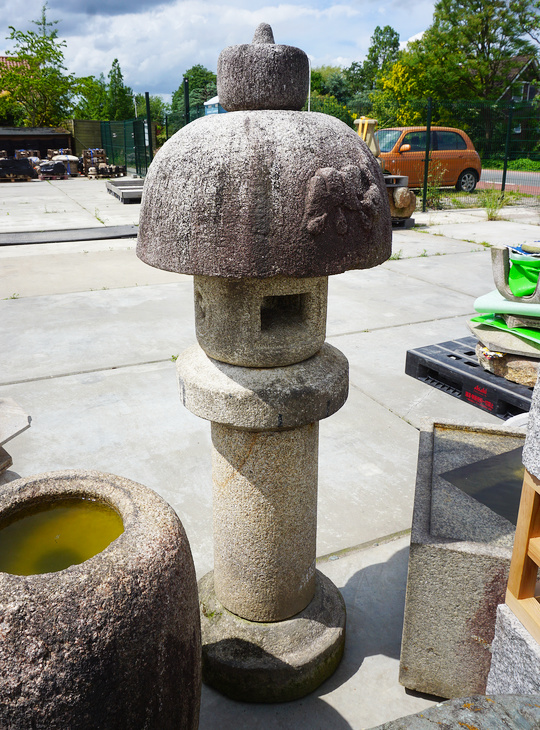 Momoyama Gata Ishidoro, Japanese Stone Lantern - YO01010396