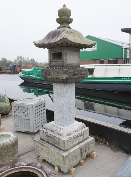 Buy Nishinoya Gata Ishidoro, Japanese Stone Lantern for sale - YO01010478