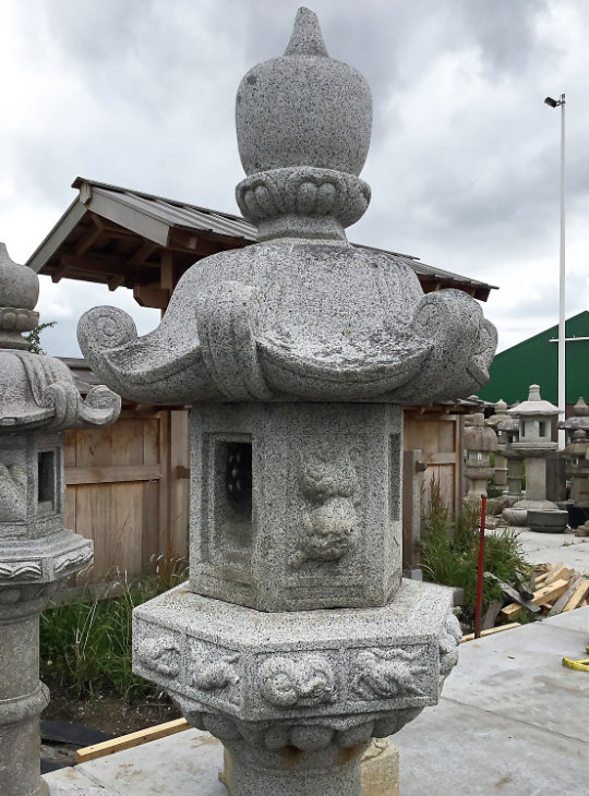 Okuno-in Gata Ishidoro, Japanese Stone Lantern - YO01010176