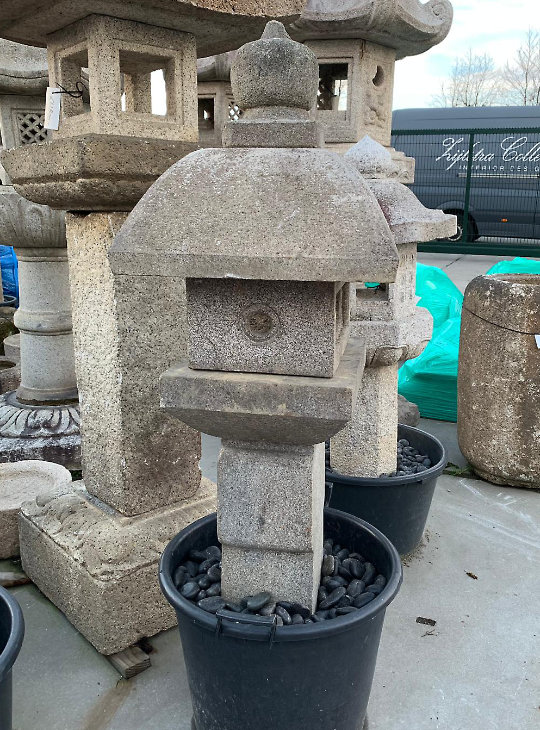 Oribe Gata Ishidoro, Japanese Stone Lantern - YO01010137