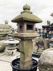 Buy Oribe Gata Ishidoro, Japanese Stone Lantern for sale - YO01010185