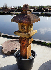 Buy Oribe Gata Ishidōrō, Japanese Stone Lantern for sale - YO01010265