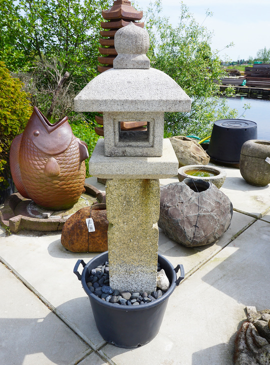 Oribe Gata Ishidoro, Japanese Stone Lantern - YO01010302