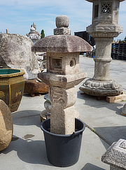 Buy Oribe Gata Ishidoro, Japanese Stone Lantern for sale - YO01010319