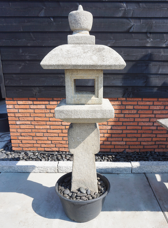 Oribe Gata Ishidoro, Japanese Stone Lantern - YO01010452