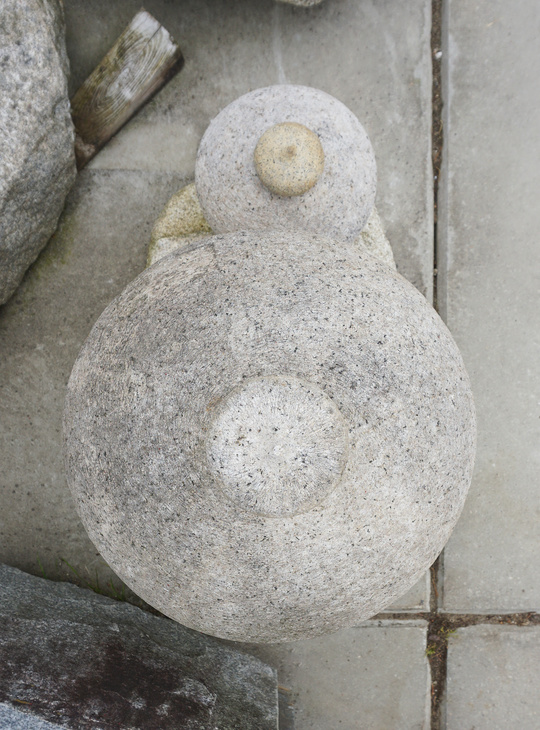 Oyako Gata Ishidoro, Japanese Stone Lantern - YO01010426