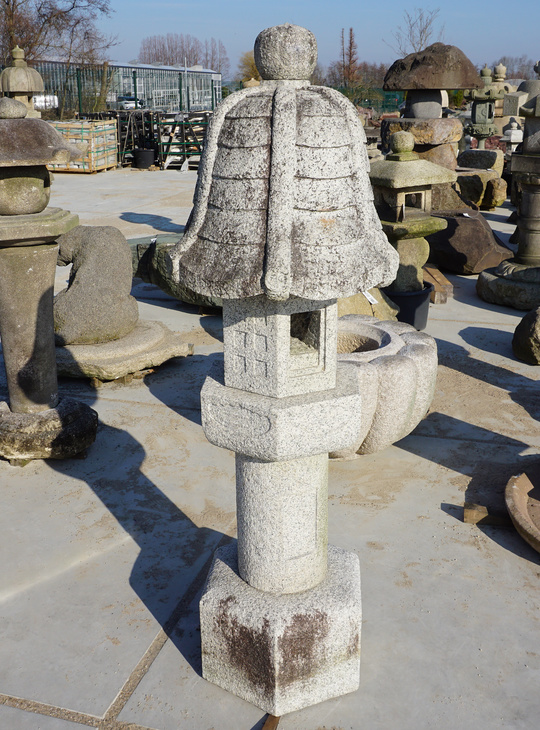 Renge-ji Gata Ishidōrō, Japanese Stone Lantern - YO01010251
