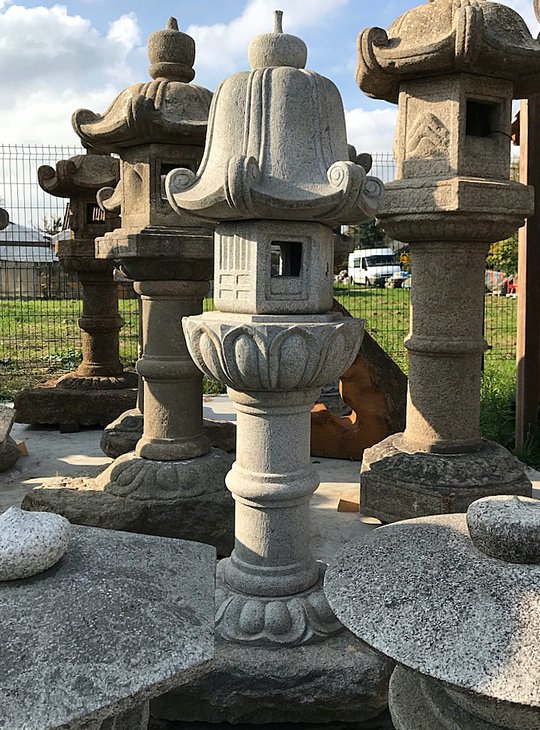 Rikyū Gata Ishidōrō, Japanese Stone Lantern - YO01010128