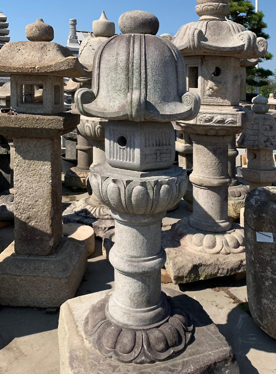 Rikyu Gata Ishidoro, Japanese Stone Lantern - YO01010142