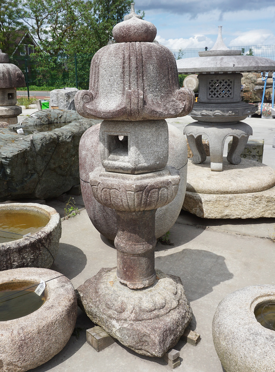Buy Rikyu Gata Ishidoro, Japanese Stone Lantern for sale - YO01010393