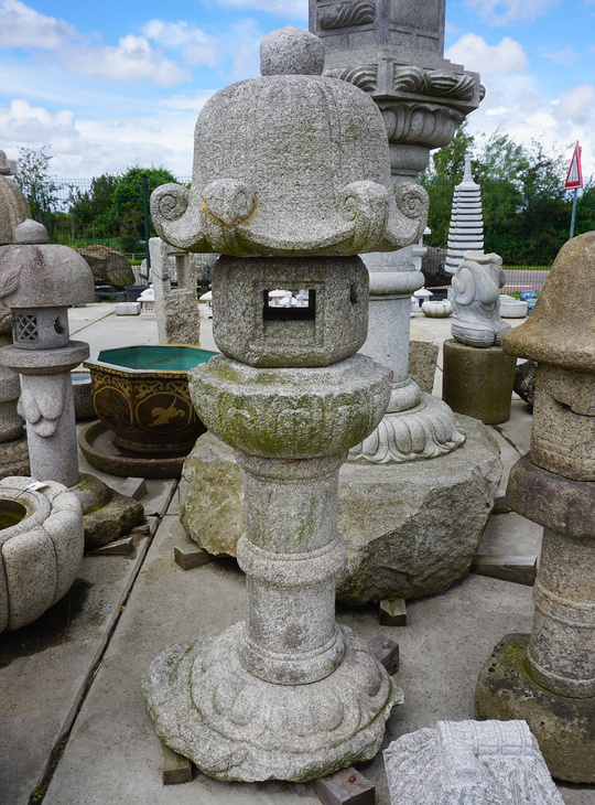 Rikyu Gata Ishidoro, Japanese Stone Lantern - YO01010418