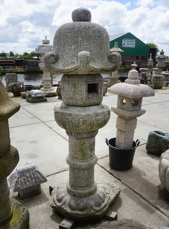 Rikyu Gata Ishidoro, Japanese Stone Lantern - YO01010418