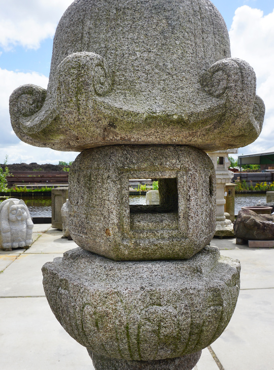 Rikyu Gata Ishidoro, Japanese Stone Lantern - YO01010418