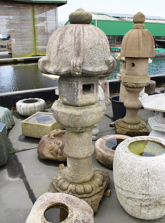 Rikyu Gata Ishidoro, Japanese Stone Lantern - YO01010590