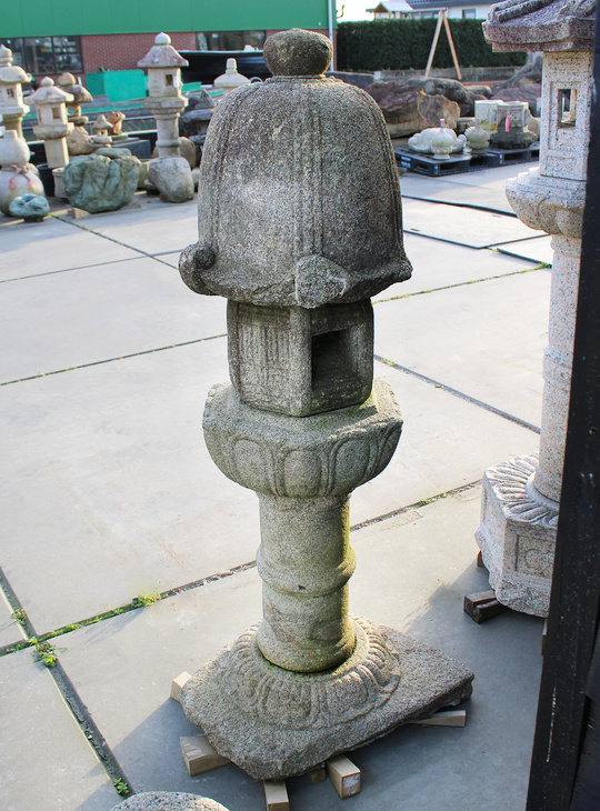Rikyu Gata Ishidoro, Japanese Stone Lantern - YO01010603