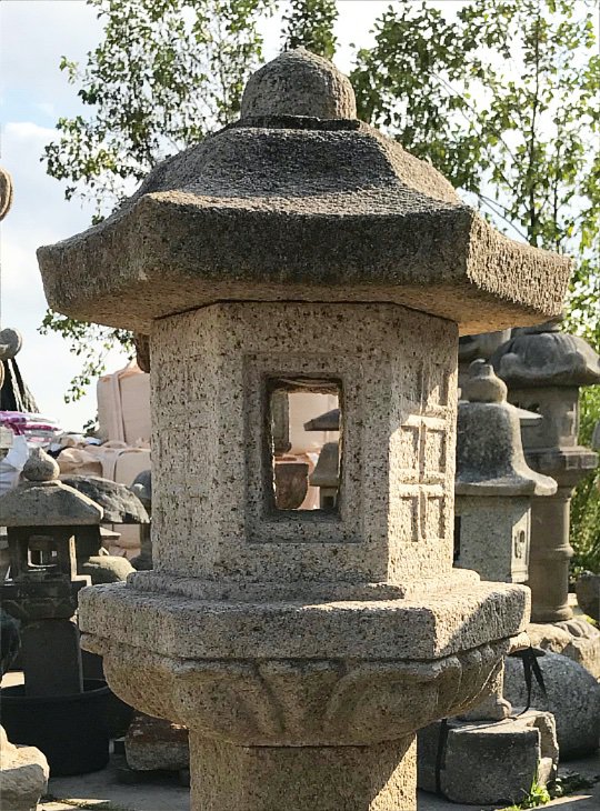 Rokkaku Ikekomi Ishidōrō, Japanese Stone Lantern - YO01010126
