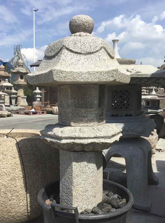 Rokkaku Ikekomi Ishidōrō, Japanese Stone Lantern - YO01010217