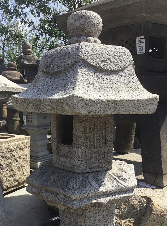Rokkaku Ikekomi Ishidōrō, Japanese Stone Lantern - YO01010217