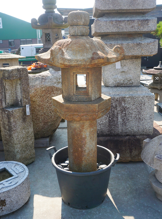 Rokkaku Ikekomi Ishidoro, Japanese Stone Lantern - YO01010464