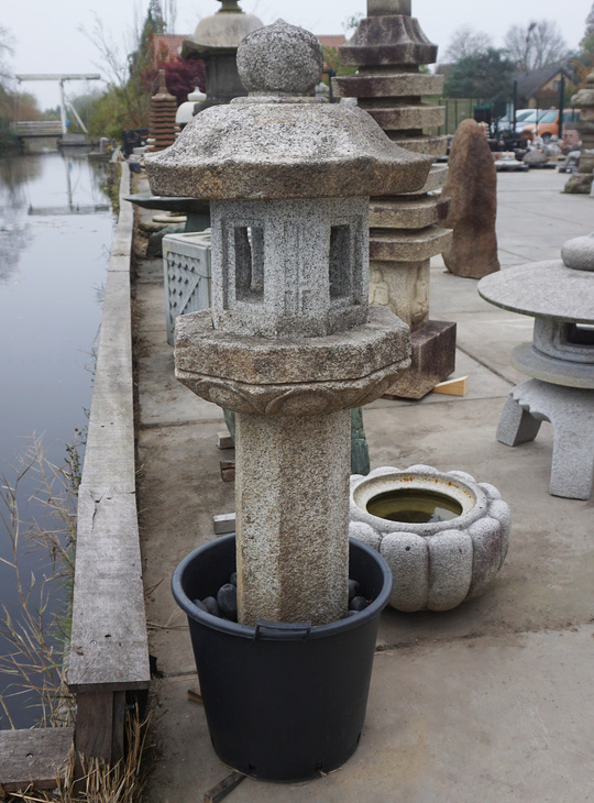 Rokkaku Ikekomi Ishidoro, Japanese Stone Lantern - YO01010480