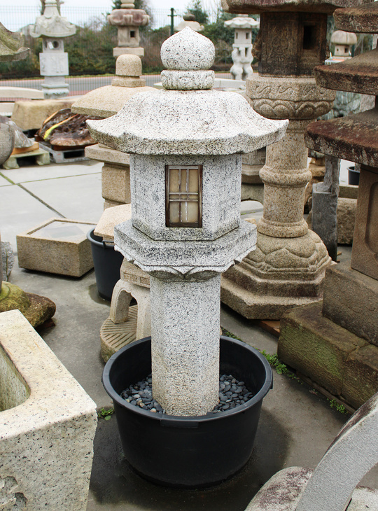 Rokkaku Ikekomi Ishidoro, Japanese Stone Lantern - YO01010566