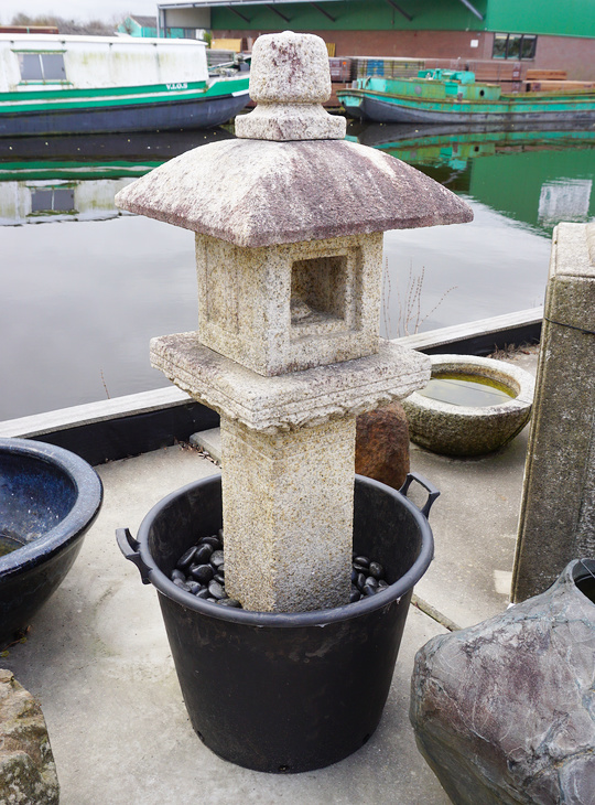 Shikaku Ikekomi Ishidoro, Japanese Stone Lantern - YO01010544