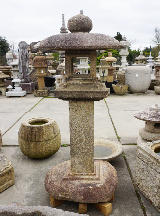 Shikaku Ishidoro, Japanese Stone Lantern - YO01010524