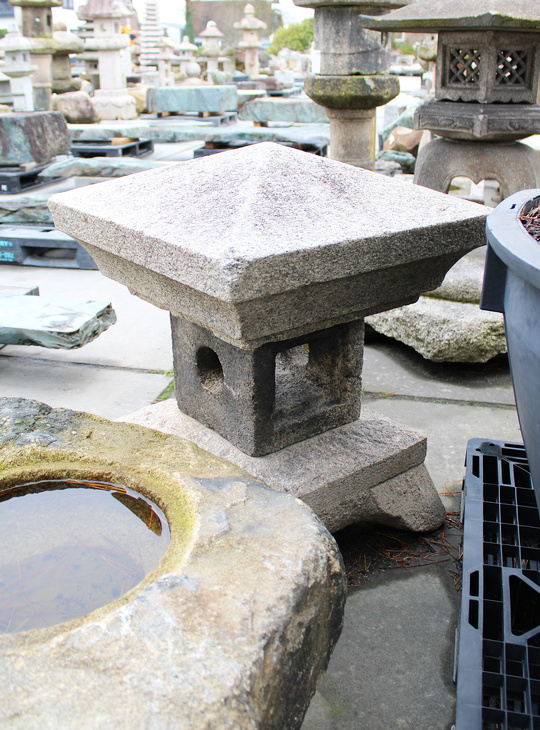 Shikaku Okigata Ishidoro, Japanese Stone Lantern - YO01010578