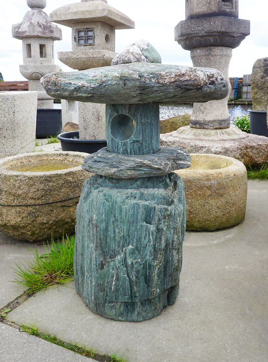 Shikoku Yamadoro, Japanese Stone Lantern - YO01010377