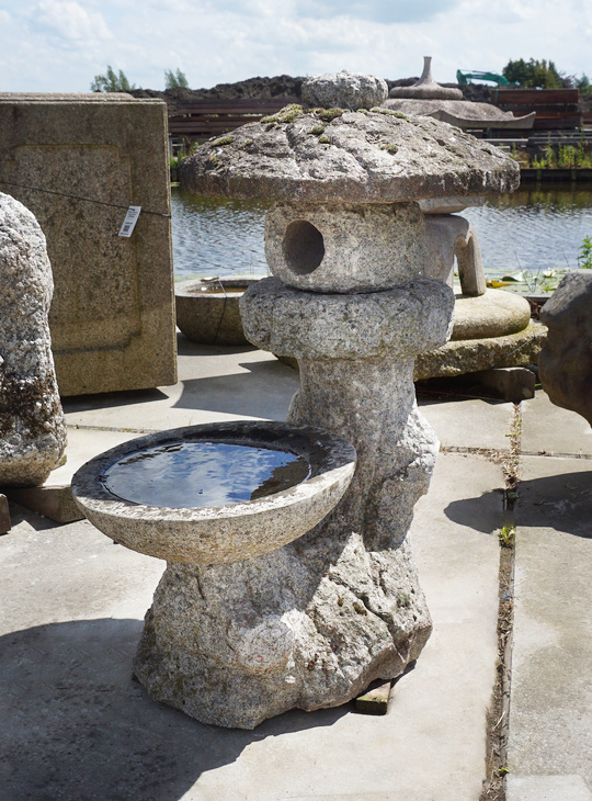 Buy Shizenboku Gata Ishidoro, Japanese Stone Lantern for sale - YO01010430