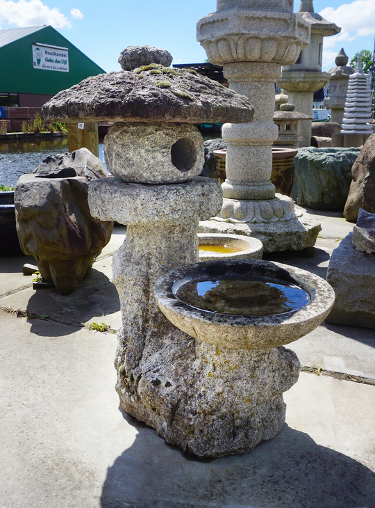 Shizenboku Gata Ishidoro, Japanese Stone Lantern - YO01010430