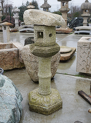 Buy Shizenkasa Ishidōrō, Japanese Stone Lantern for sale - YO01010296