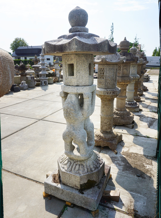 Sojishi Gata Ishidoro, Japanese Stone Lantern - YO01010441