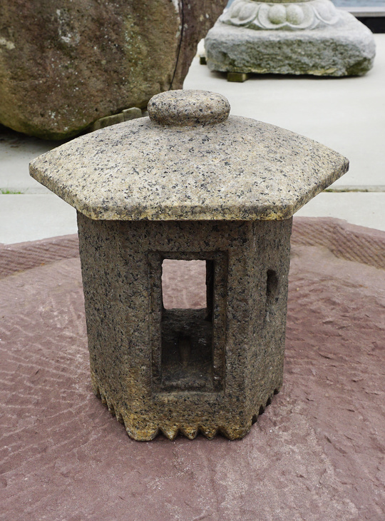 Sunshōan Gata Ishidōrō, Japanese Stone Lantern - YO01010290