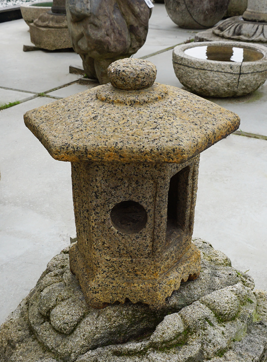 Sunshōan Gata Ishidōrō, Japanese Stone Lantern - YO01010292