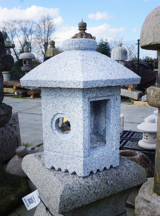 Sunshoan Gata Ishidoro, Stone Lantern - YO01020016