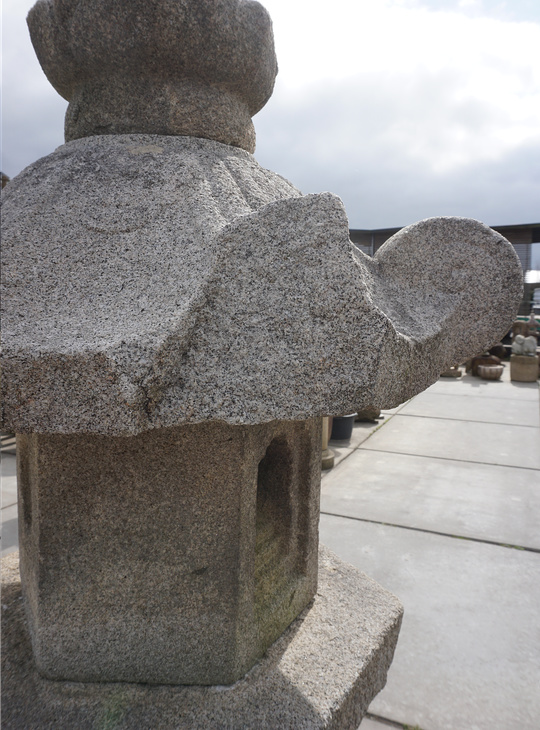 Tachidoro, Japanese Stone Lantern - YO01010549