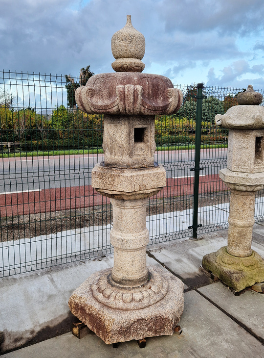 Tachidoro, Japanese Stone Lantern - YO01010561