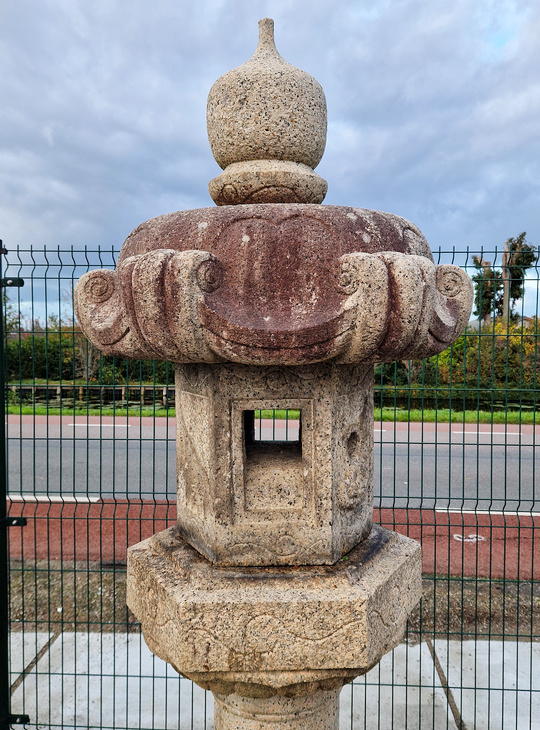 Tachidoro, Japanese Stone Lantern - YO01010561