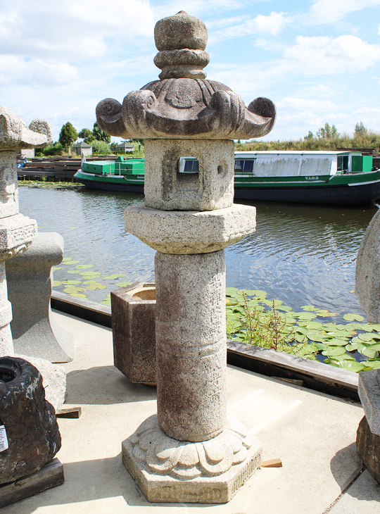 Tachidoro, Japanese Stone Lantern - YO01010563