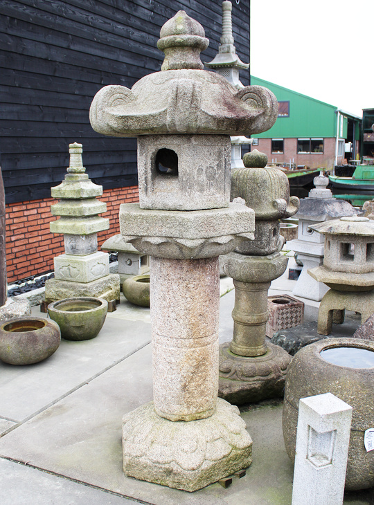 Tachidoro, Japanese Stone Lantern - YO01010573