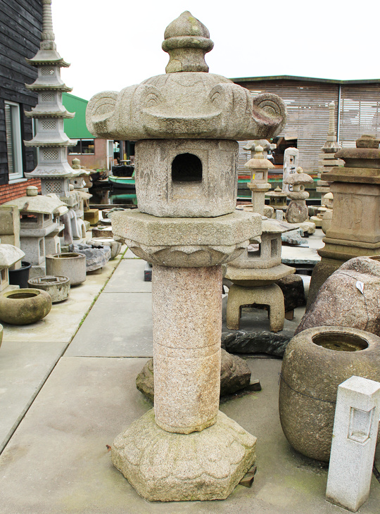 Tachidoro, Japanese Stone Lantern - YO01010573