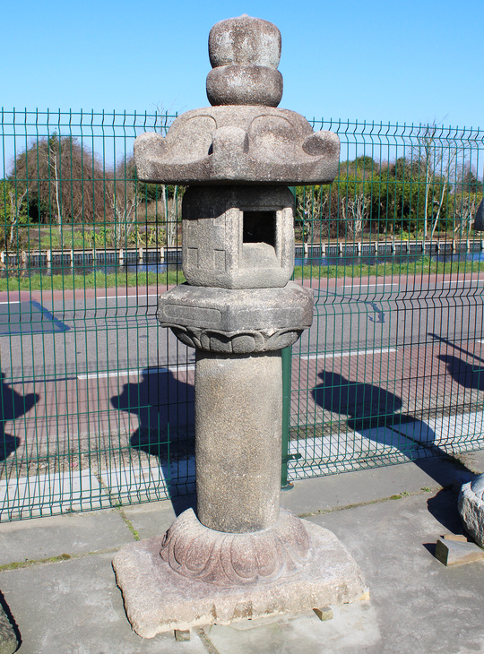 Tachidoro, Japanese Stone Lantern - YO01010620