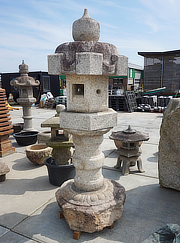 Buy Taihei Gata Ishidoro, Japanese Stone Lantern for sale - YO01010320