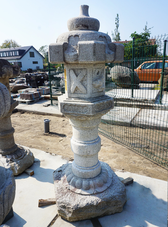 Taihei Gata Ishidoro, Japanese Stone Lantern - YO01010476