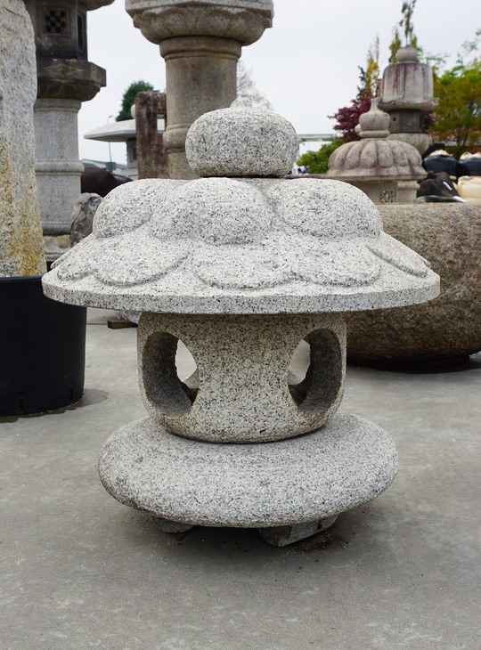 Tamate Gata Ishidoro, Japanese Stone Lantern - YO01010354