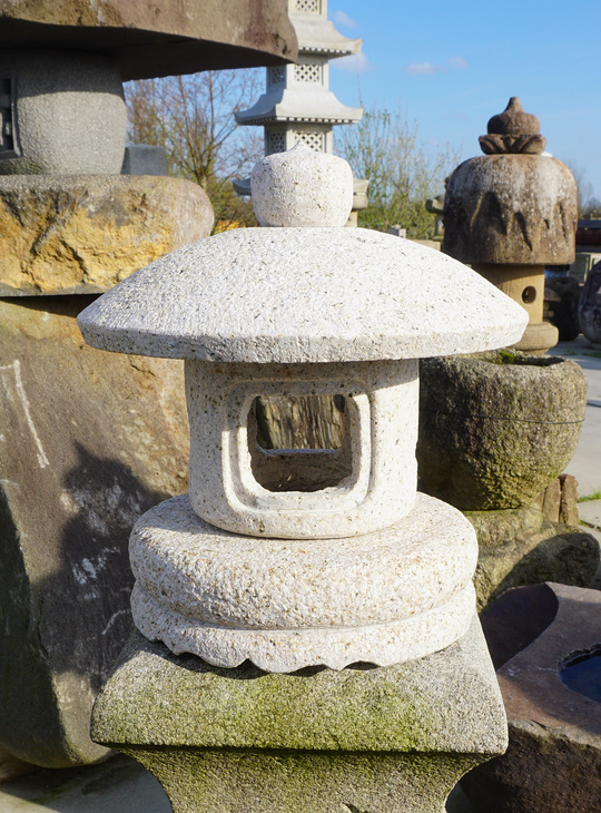 Tamate Gata Ishidoro, Stone Lantern - YO01020027