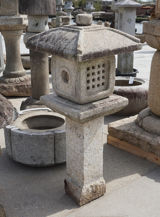 Tenkachaya Gata Ishidoro, Japanese Stone Lantern - YO01010269
